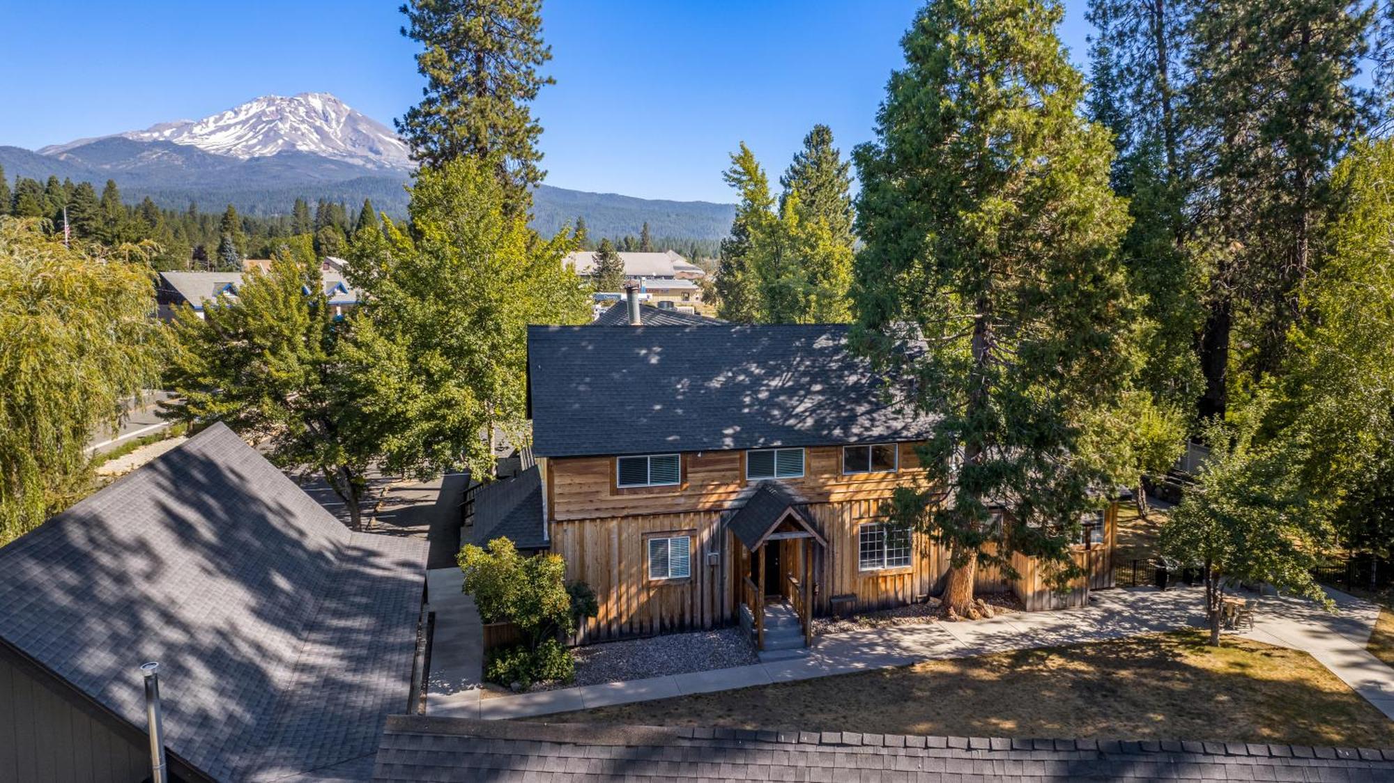 Shasta View Lodge McCloud Exterior photo