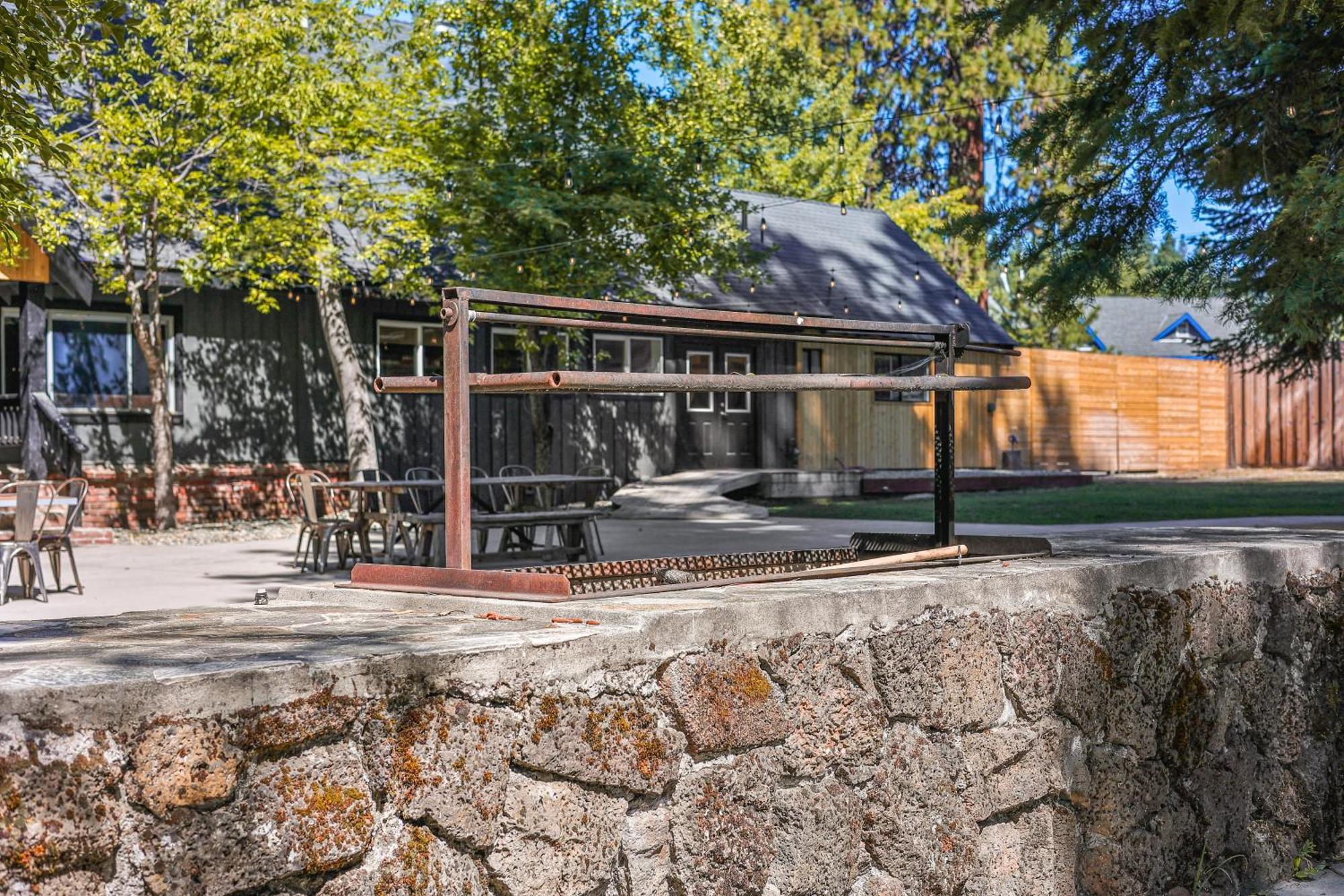 Shasta View Lodge McCloud Exterior photo